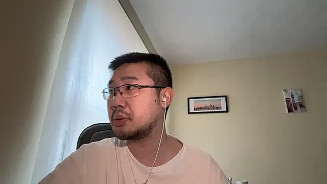 jasonryu2025 online show from April 2026 11:33:01 AM