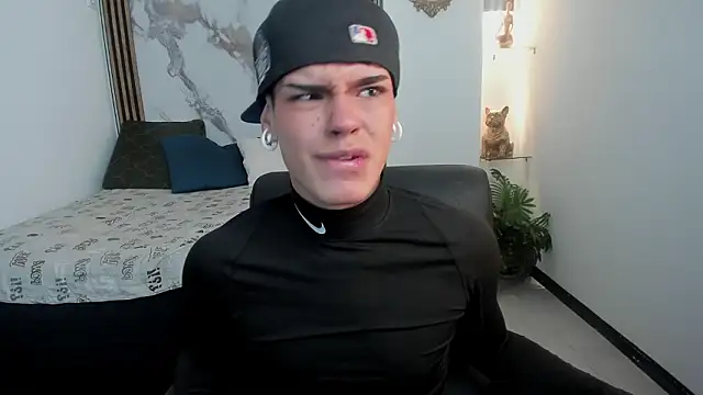 Mk Desire online show from March 2026 02:40:01 AM