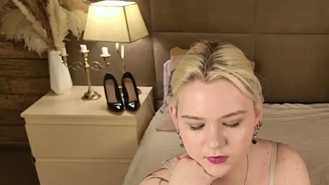 Ivy Marlowe online show from April 2026 10:17:02 AM