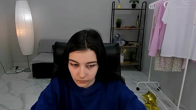 Lilian Merf online show from March 2026 08:35:02 AM