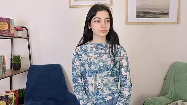 Lilian Merf online show from April 2026 08:10:01 AM