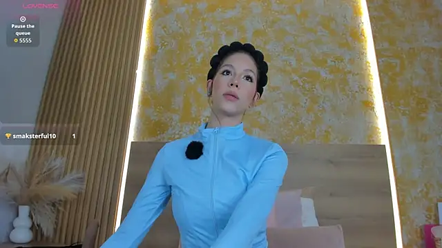 Snapshot of julietta_pink chatting on June 2026 12:16:01 PM julietta pink online show from June 2026 12:16:01 PM