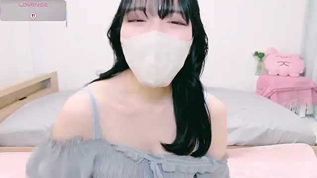 natsuka-chan online show from April 2026 08:40:01 AM