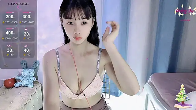 okyssa online show from April 2026 02:23:02 PM