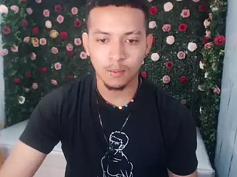 Snapshot of dylans_brown chatting on February 2026 01:33:02 PM dylans brown online show from February 2026 01:33:02 PM