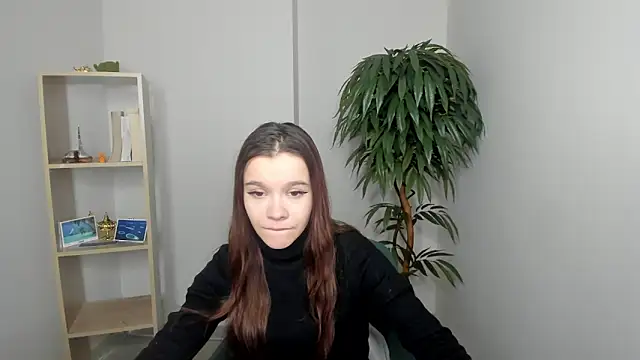 LouanneBrant online show from February 2026 07:00:01 AM