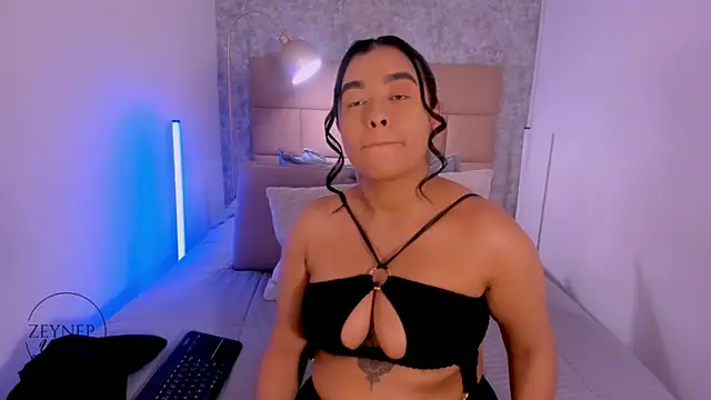 ZeynepYilmaz online show from April 2026 09:16:01 PM