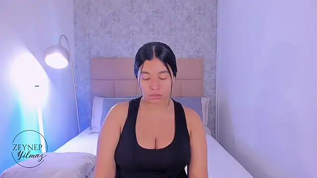 ZeynepYilmaz online show from April 2026 09:09:02 PM