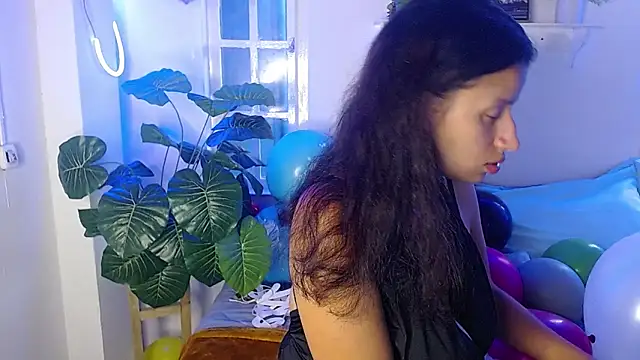 milk chloe  online show from March 2026 01:22:02 PM