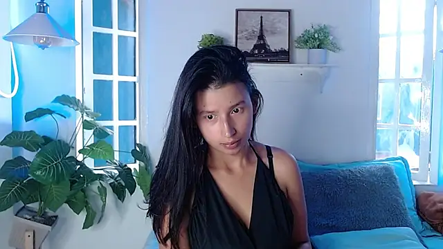 milk chloe  online show from March 2026 01:30:02 PM