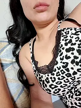 halii21 online show from March 2026 09:51:02 PM