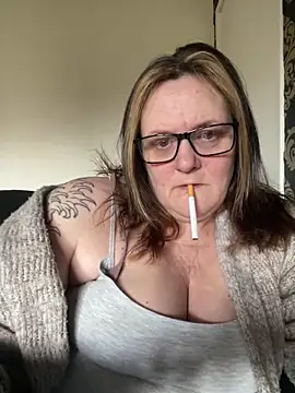 Busty-GilfQuinn online show from March 2026 12:23:01 PM