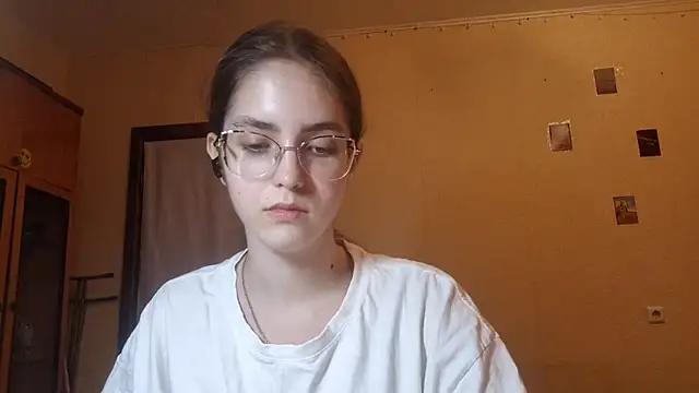 Snapshot of Katelemon chatting on July 2026 01:18:02 PM Katelemon online show from July 2026 01:18:02 PM