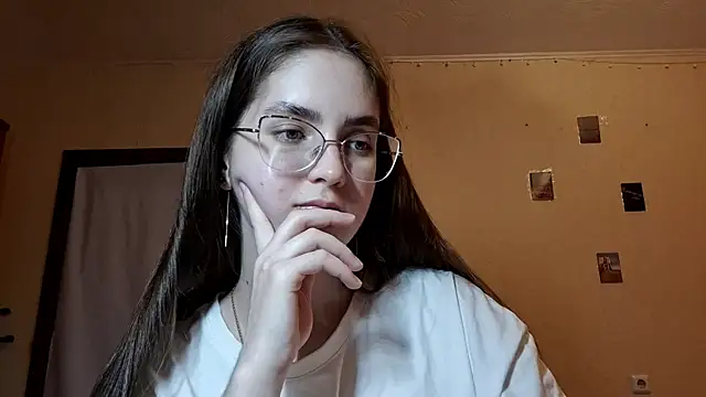Snapshot of Katelemon chatting on May 2026 03:28:02 PM Katelemon online show from May 2026 03:28:02 PM