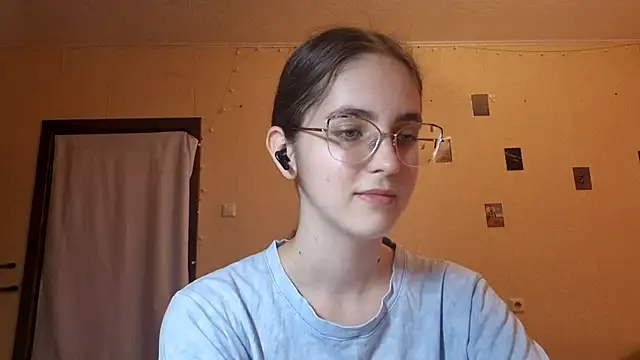 Snapshot of Katelemon chatting on July 2026 02:24:01 PM Katelemon online show from July 2026 02:24:01 PM