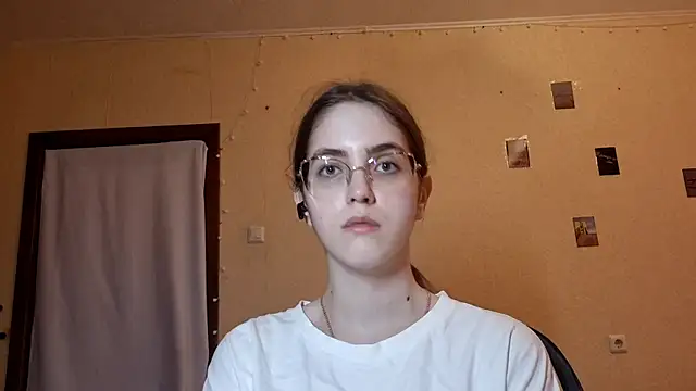 Snapshot of Katelemon chatting on June 2026 09:09:01 AM Katelemon online show from June 2026 09:09:01 AM