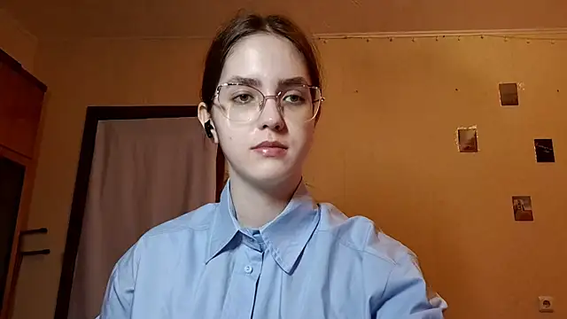 Snapshot of Katelemon chatting on April 2026 01:35:01 PM Katelemon online show from April 2026 01:35:01 PM