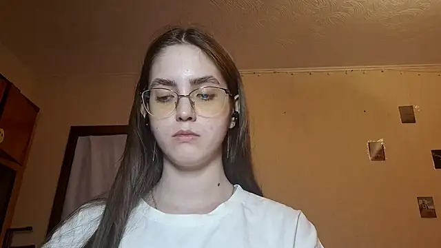 Katelemon online show from March 2026 02:38:01 PM