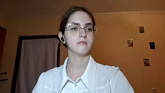 Snapshot of Katelemon chatting on April 2026 02:37:01 PM Katelemon online show from April 2026 02:37:01 PM