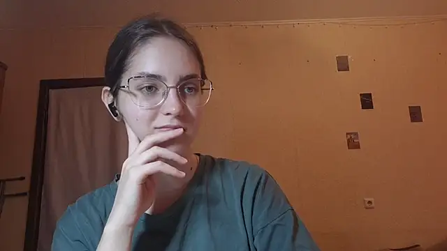Snapshot of Katelemon chatting on July 2026 01:50:01 PM Katelemon online show from July 2026 01:50:01 PM