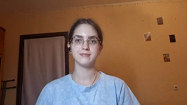 Snapshot of Katelemon chatting on May 2026 01:29:01 PM Katelemon online show from May 2026 01:29:01 PM
