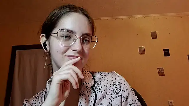 Snapshot of Katelemon chatting on April 2026 09:16:01 AM Katelemon online show from April 2026 09:16:01 AM