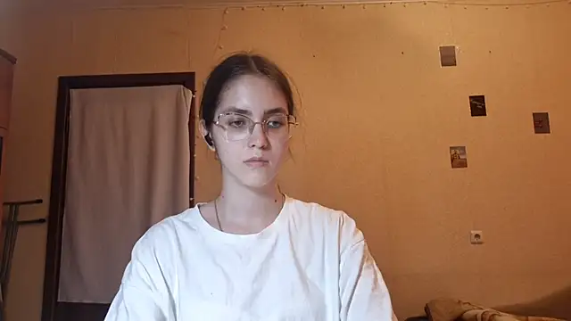 Snapshot of Katelemon chatting on July 2026 02:57:02 PM Katelemon online show from July 2026 02:57:02 PM