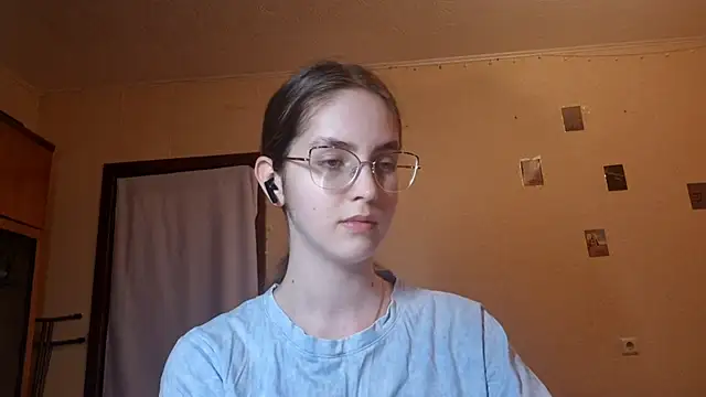 Snapshot of Katelemon chatting on June 2026 11:16:01 AM Katelemon online show from June 2026 11:16:01 AM