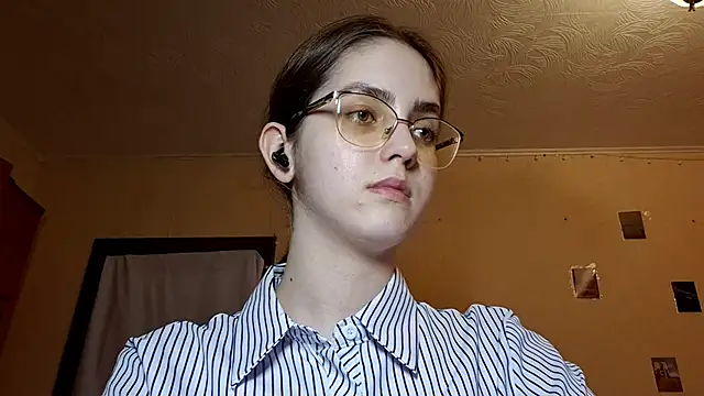 Katelemon online show from April 2026 02:29:02 PM