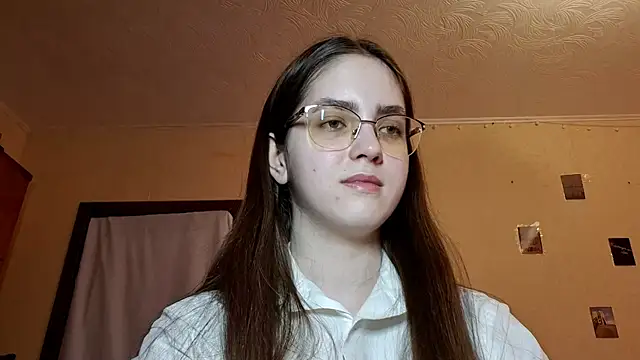 Katelemon online show from April 2026 12:29:01 PM