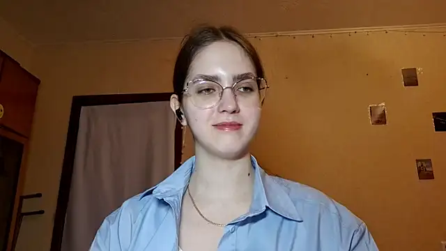 Katelemon online show from April 2026 11:25:02 AM