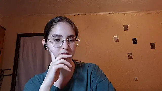 Snapshot of Katelemon chatting on June 2026 03:29:02 PM Katelemon online show from June 2026 03:29:02 PM