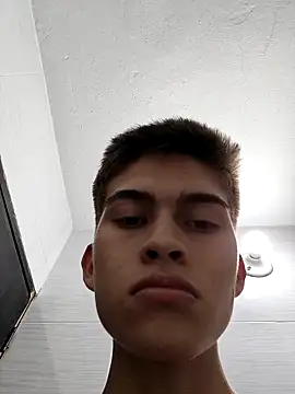 bbluchito online show from February 2026 04:12:01 AM