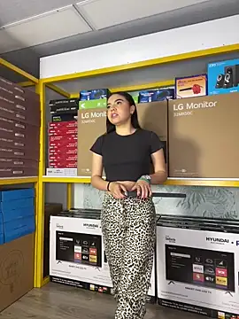 Snapshot of Ambarina_ chatting on May 2026 11:52:01 AM Ambarina online show from May 2026 11:52:01 AM