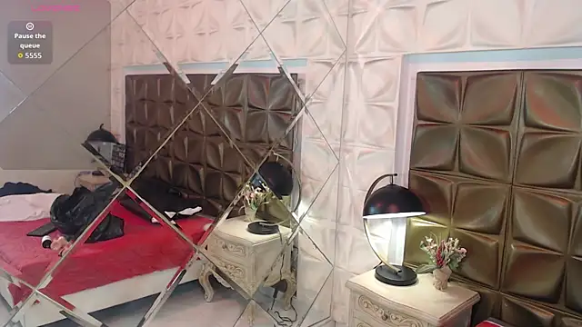 MelodyBlazze online show from June 2026 09:01:02 PM