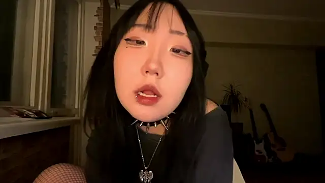 Yunananaa online show from February 2026 02:18:02 PM