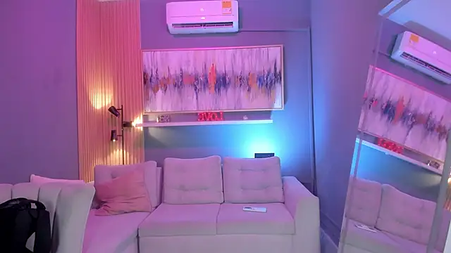 janinne lu online show from March 2026 11:11:02 AM