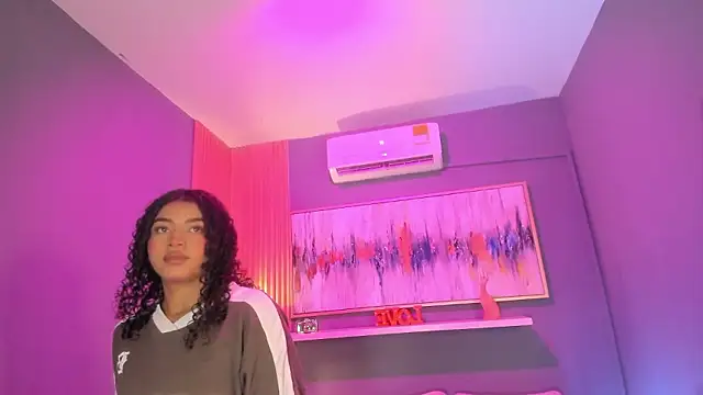 janinne lu online show from February 2026 11:00:02 AM