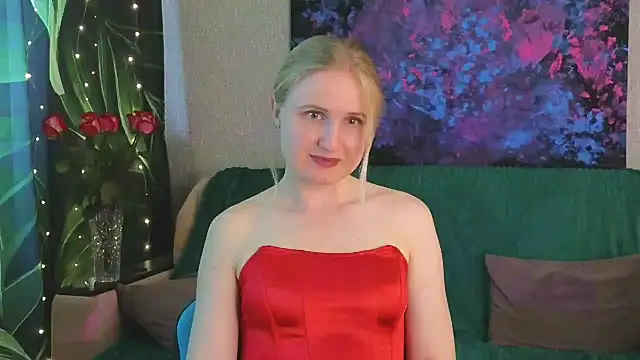 Snapshot of Lanavi_Smile chatting on July 2026 06:14:01 AM Lanavi Smile online show from July 2026 06:14:01 AM