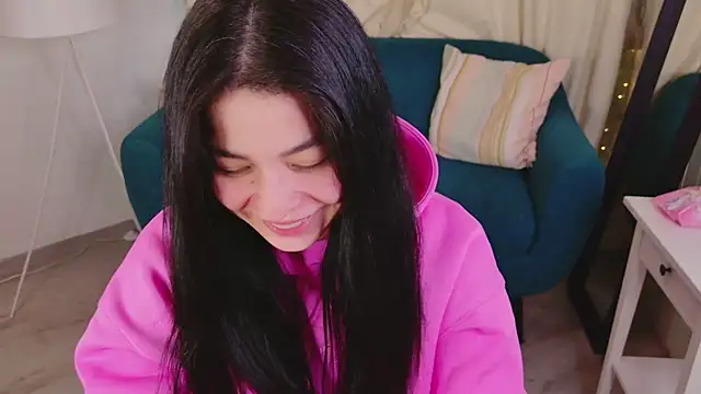 Erika Moan  online show from March 2026 07:15:01 AM