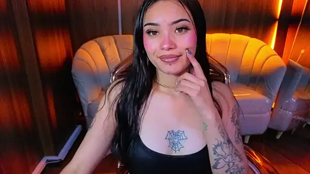 Daphne nicole b online show from April 2026 01:04:02 PM