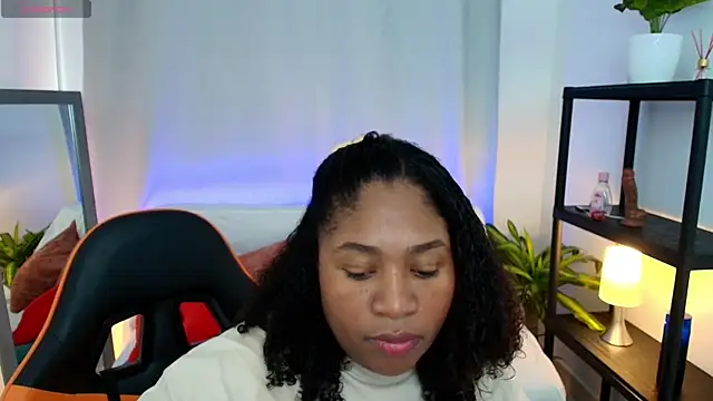 Megan-Small online show from February 2026 07:37:01 PM