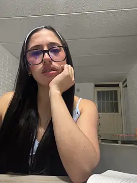 susi chimm online show from May 2026 01:35:02 AM