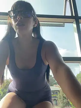 Snapshot of susi_chimm chatting on July 2026 01:12:01 PM susi chimm online show from July 2026 01:12:01 PM