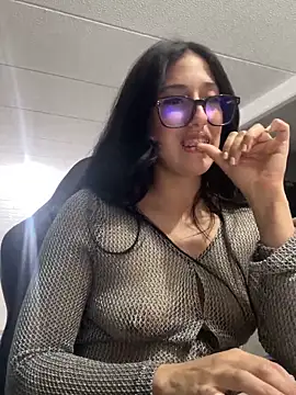 susi chimm online show from April 2026 01:29:02 AM
