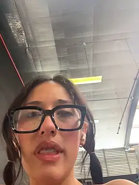 susi chimm online show from March 2026 02:59:02 PM