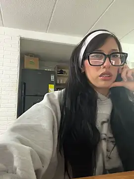 susi chimm online show from March 2026 01:20:02 AM