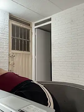 susi chimm online show from February 2026 10:12:02 PM