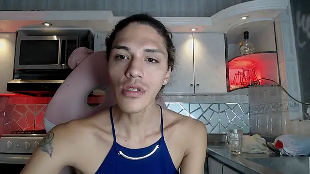 CrisOzzz online show from March 2026 06:40:01 PM