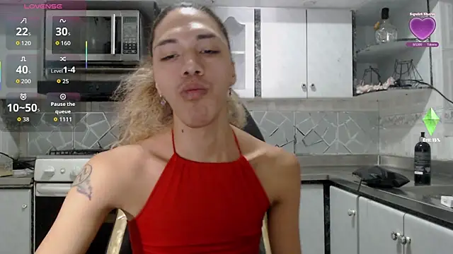 CrisOzzz online show from April 2026 05:54:01 PM